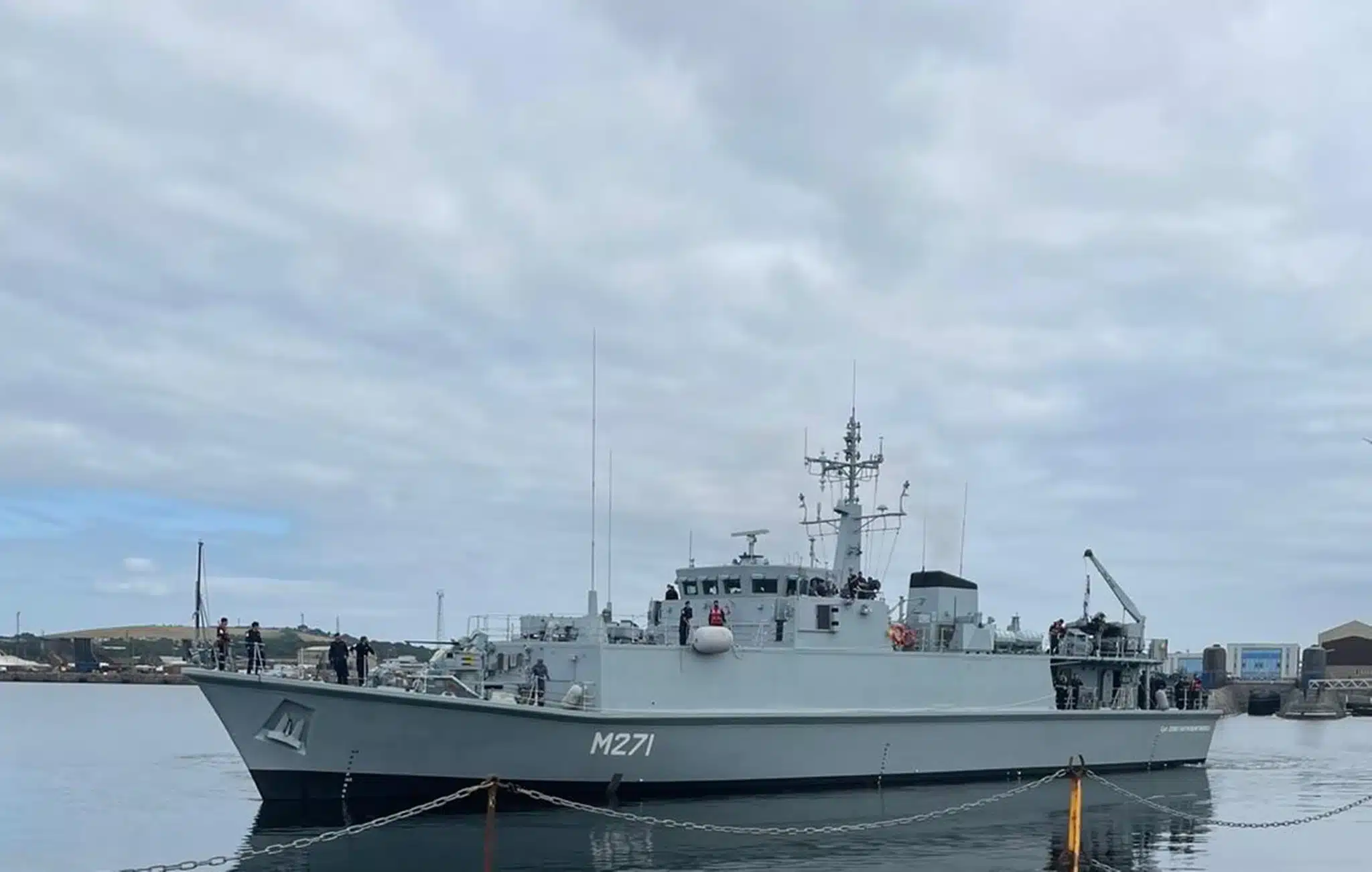 Din Regatul Unit, vânătorul de mine marine M271 „Căpitan Constantin Dumitrescu”în marș spre România