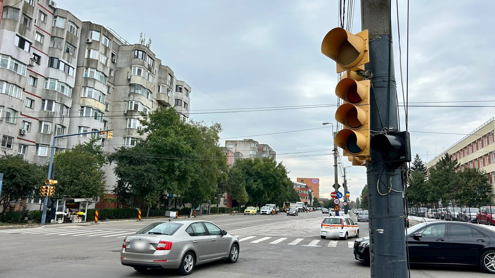 Sistemul de semaforizare din intersecția străzii Soveja cu strada Dezrobirii va fi modernizat
