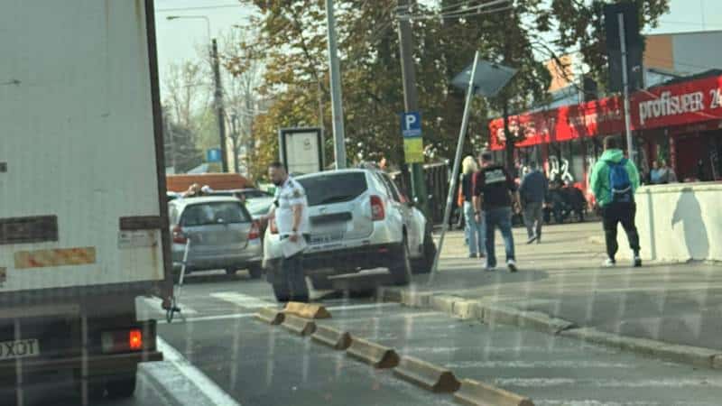 Femeie în vârstă de 87 de ani, accidentată pe trotuar la Constanța