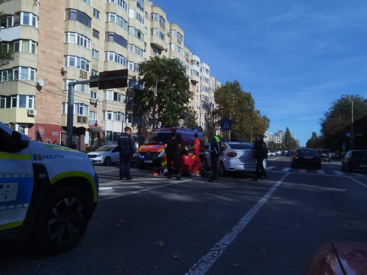 Accident în Constanța. Bărbat în stare critică după ce a fost lovit de o mașină