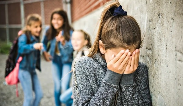 Ziua Mondială a Sănătății Mintale: 9 din 10 copii din mediul rural au trecut prin violență sau bullying