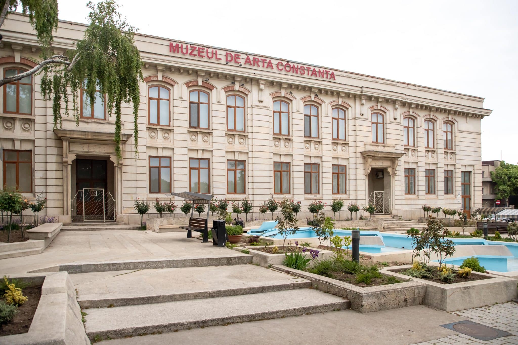 „Monumentul istoric în viziune artistică” – atelier de grafică la Muzeul de Artă Constanța, organizat într-un proiect finanțat de Institutul Național al Patrimoniului