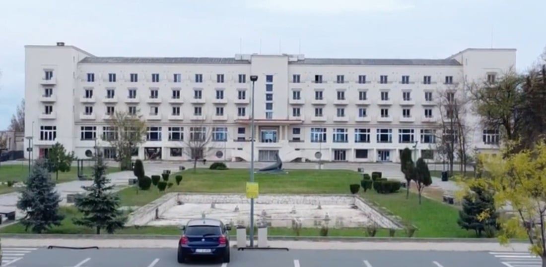 Hotelul Rex din Mamaia își caută din nou proprietar. Licitația pornește de la 10 milioane de euro