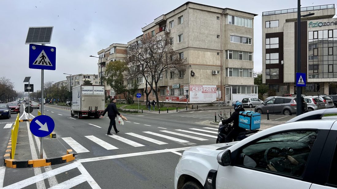 Un nou scuar median a fost amenajat o la trecere de pietoni de pe bulevardul Alexandru Lăpușneanu