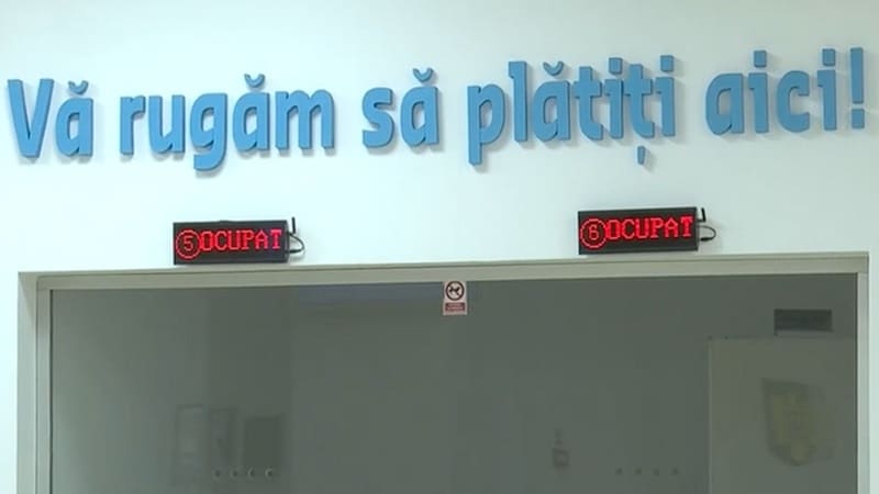 CCR amână decizia privind majorarea taxelor și impozitelor locale