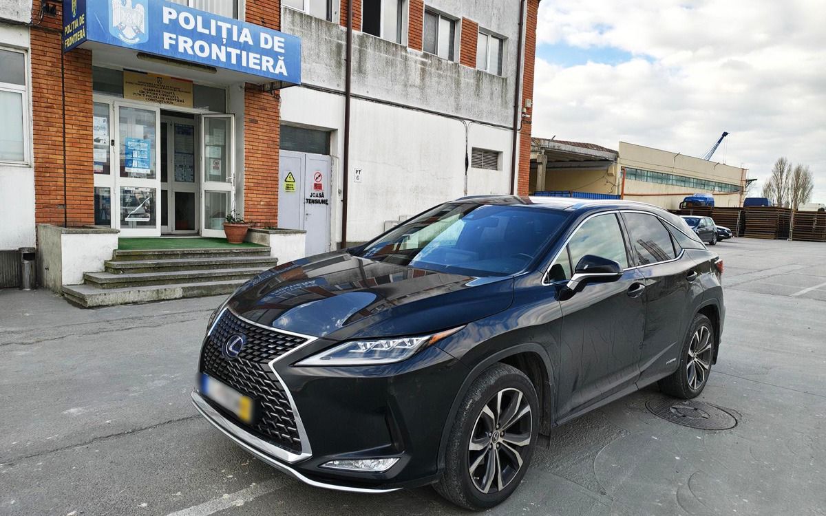 Mașină de lux de 50.000 de euro căutată internațional, descoperită în Portul Constanța