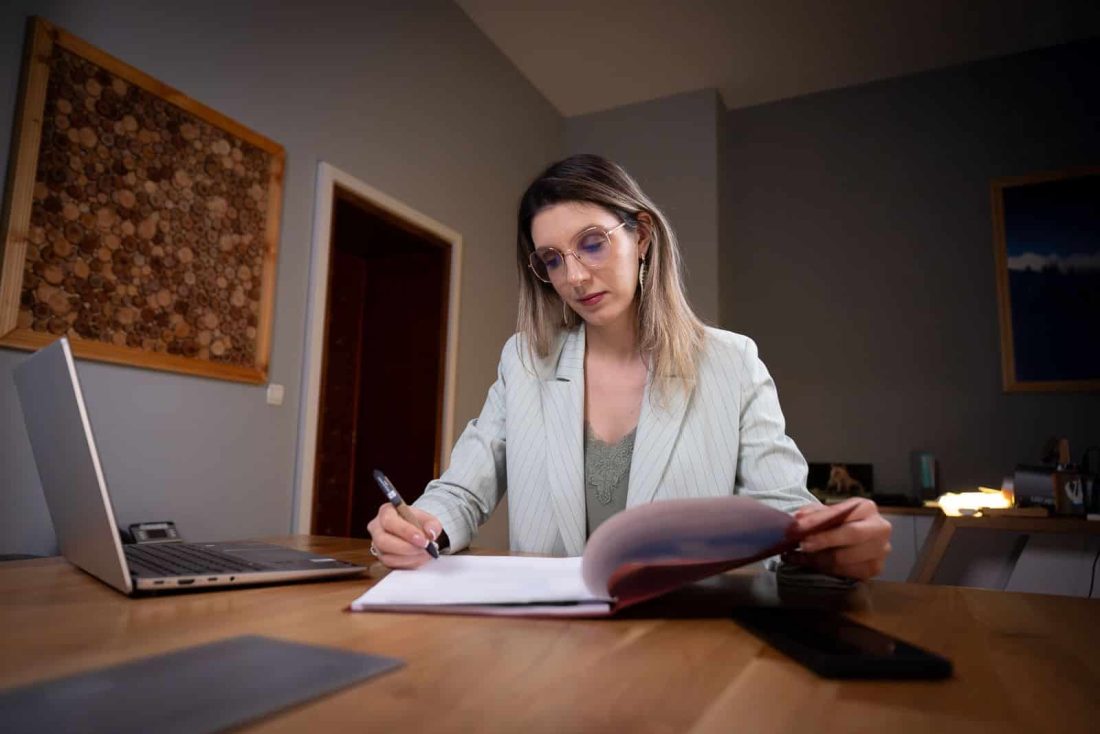 Diana Buzoianu rămâne ministru al Mediului, deși moțiunea simplă a trecut în Senat