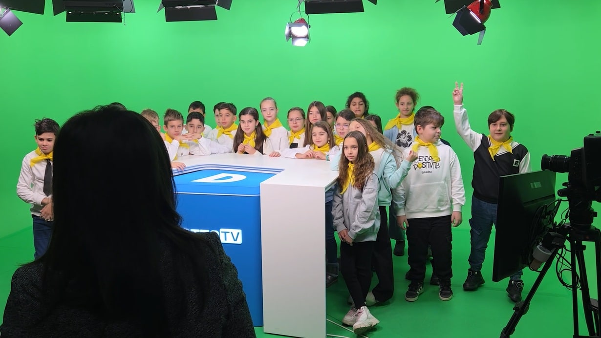 Zi plină de curiozitate și zâmbete la DOTTO TV. Elevi constănțeni au descoperit magia televiziunii