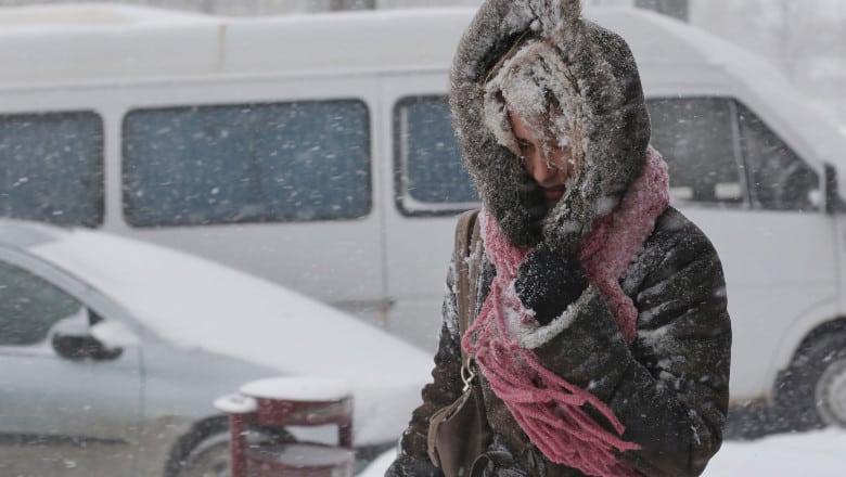 Meteorologii au actualizat prognoza. Cod roșu de ninsori însoțite de vânt foarte puternic, Constanța, Tulcea și alte județe sunt sub cod galben. HARTĂ