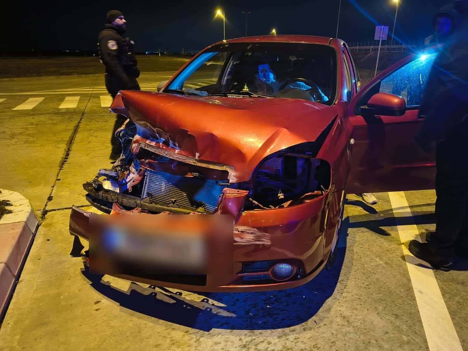 Familie implicată într-un accident pe Autostrada A4. Jandarmii au intervenit pentru a ajuta