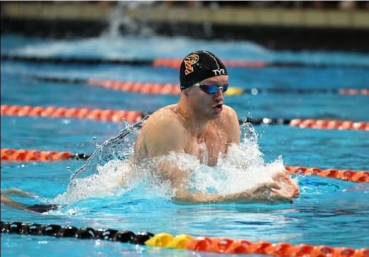 Patrick Dinu, de la CSM Constanța, strălucește în NCAA: victorie la 100 metri liber
