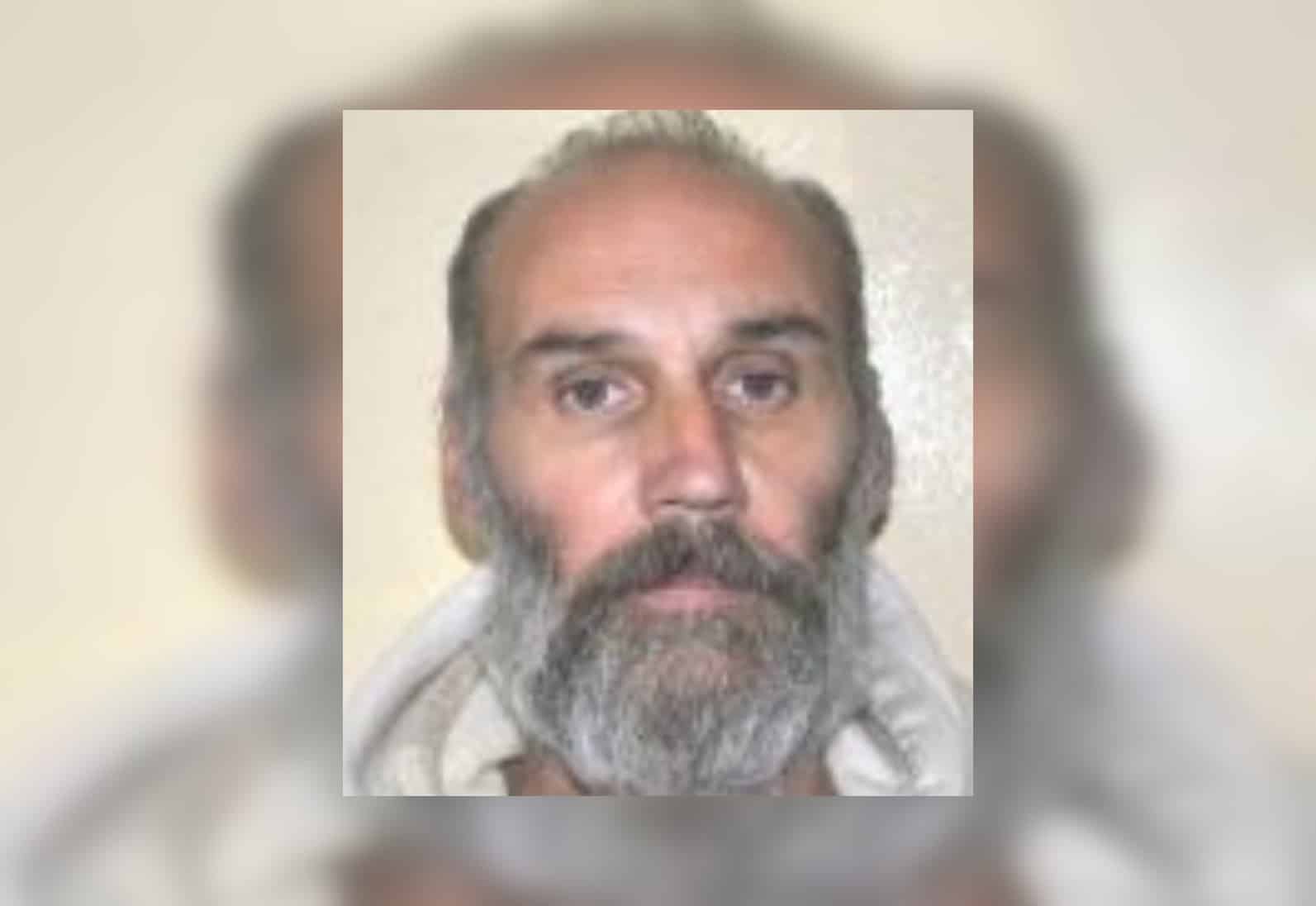 Încă un deținut este dat în urmărire după ce nu s-a mai întors în penitenciar. Bărbatul era condamnat pentru viol