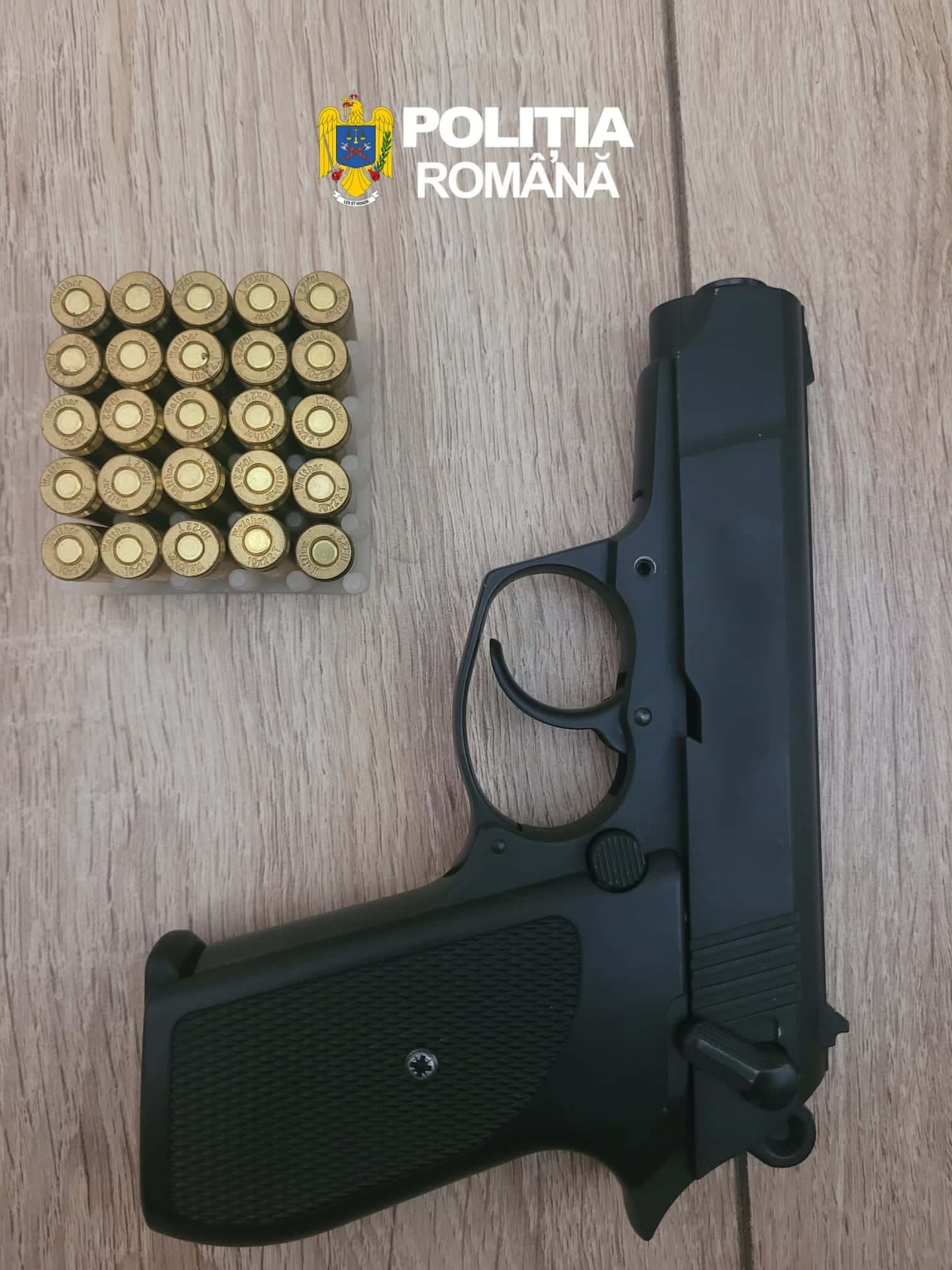 Val de controale la posesorii de arme! Ce au descoperit polițiștii?