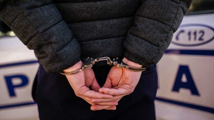 Tată reținut la Constanța sub acuzația de violență împotriva minorilor