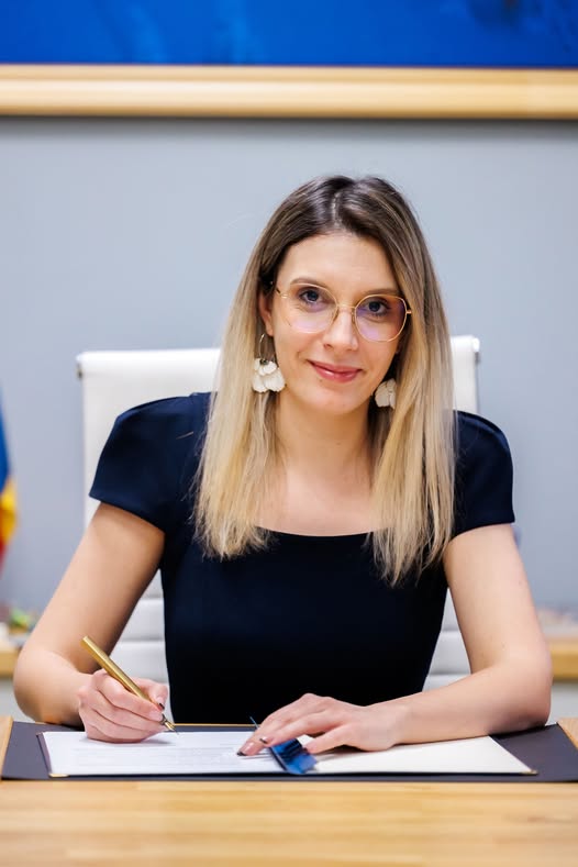 Plajele, ca în „vestul sălbatic”! Ministrul Diana Buzoainu acuză autoritățile.