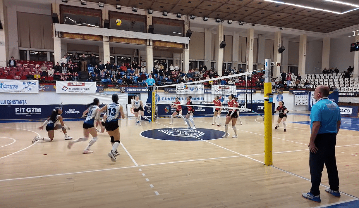 Volei feminin | Partidă de foc la Constanța! CSM-ul face spectacol și învinge Dinamo într-un meci de infarct! Joi e bătălia finală!