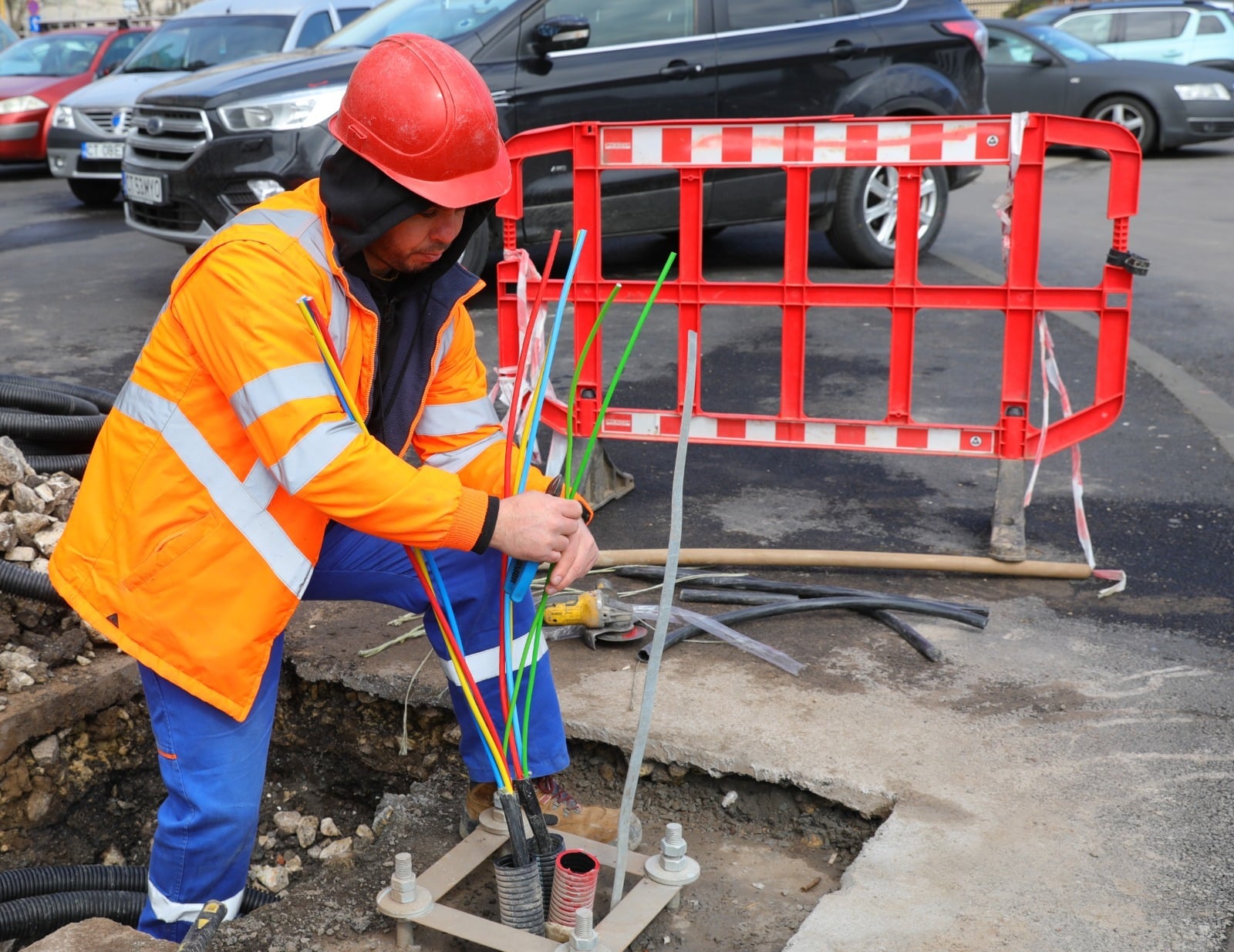 Ce străzi primesc iluminat modern și ce trebuie să știi dacă locuiești în zonă? 👇