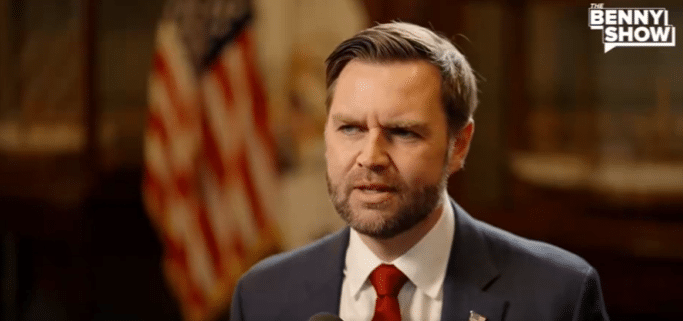 J.D. Vance șochează: OZN-urile sunt „demoni”. Se angajează să le studieze „până la capăt”.