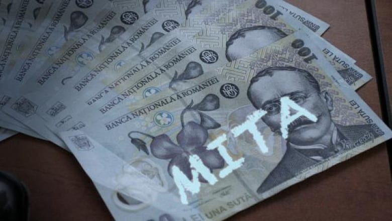 STENOGRAME. Cum luau şpagă şefii vămilor din Portul Constanța – mita era negociată prin mesaje amoroase. „Eu te iubesc și mai mult”
