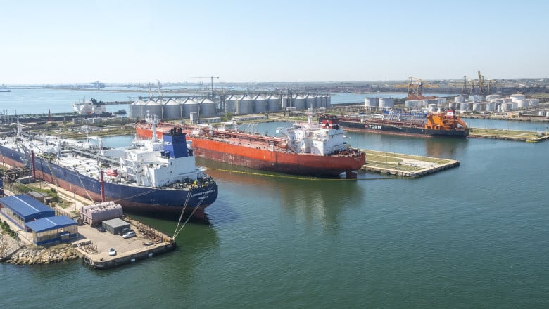 Investiție europeană de 86 milioane lei în Portul Constanța.  Au început lucrările pentru asigurarea condiţiilor electrice de racordare la cheu a navelor