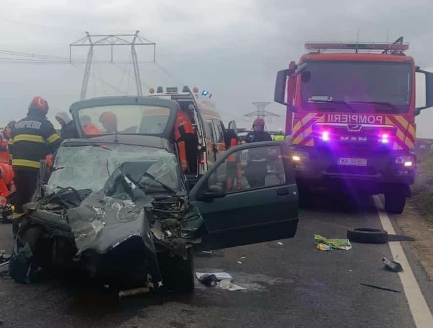 Accident mortal în județul Constanța. Două mașini conduse de șoferi de 70 de ani s-au ciocnit – un tânăr a murit nevinovat