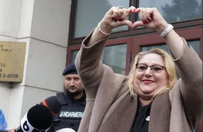 Parlamentul European îi ridică imunitatea Dianei Șoșoacă