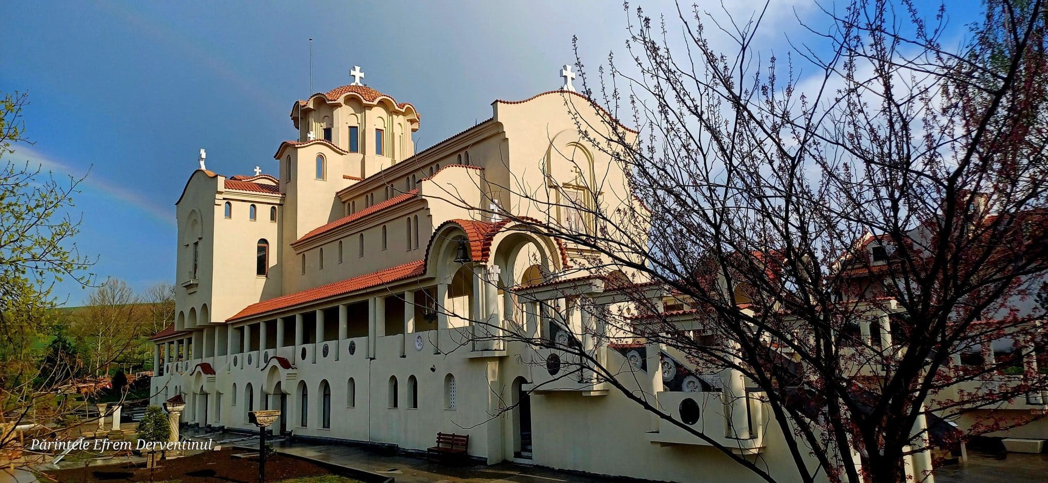 Povestea Izvorului Tămăduirii de la Mănăstirea Dervent, din județul Constanța. Apă vindecătoare care alină suferinţele credincioşilor