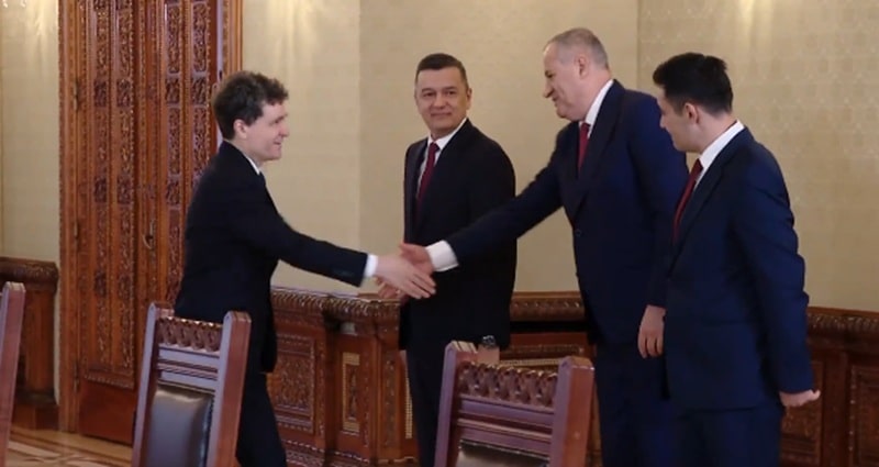Grindeanu, după consultările cu Nicușor Dan: Una dintre soluții e continuarea Coaliției, dar cu alt premier