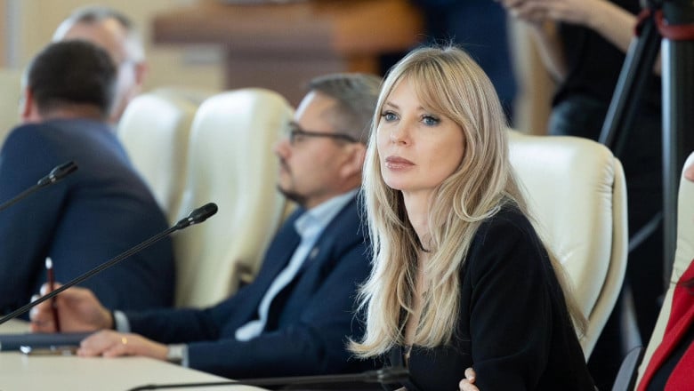 Senatorul Victoria Stoiciu a demisionat din PSD: „Nu voi gira niciodată normalizarea fascismului”