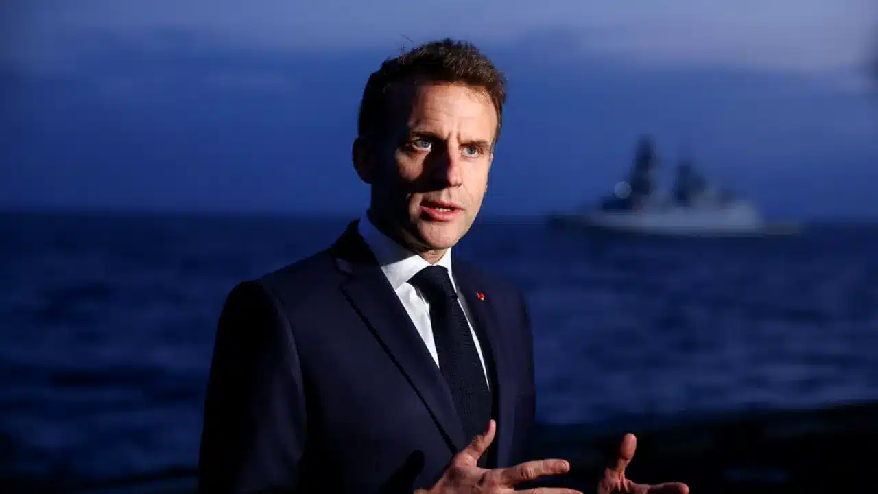 Macron dă asigurări României: „Puteți conta militar pe Franța!”
