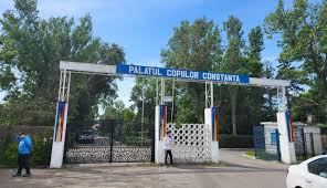 Reciclarea devine artă! Micii preșcolari, premiați pentru creativitatea ecologică