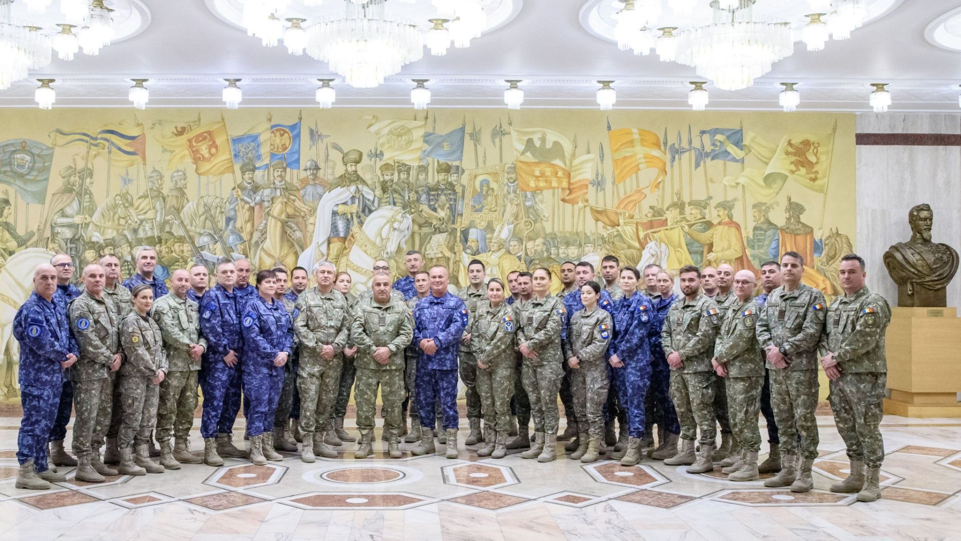 Șeful Statului Major al Apărării, întâlniri cu subofițerii și maiștrii militari de comandă din Armata României. „O armată modernă înseamnă și militari bine pregătiți”