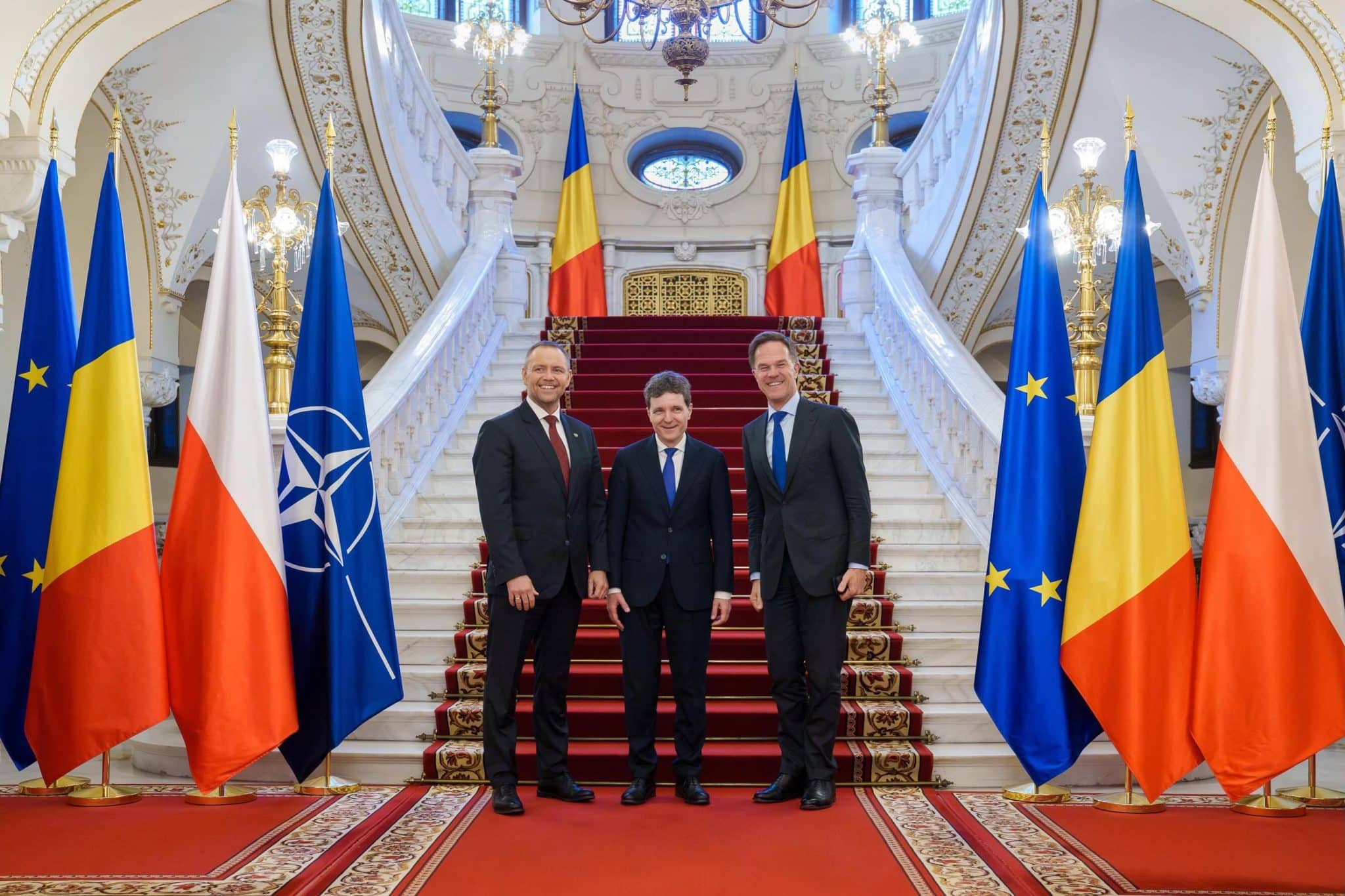 România găzduieşte pentru a patra oară Summitul B9. Decizii-cheie de securitate regională