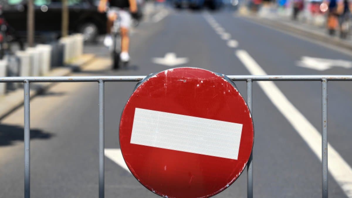 Trafic dat peste cap pe cel mai aglomerat drum din România. Se va circula pe o singură bandă pe sens timp de o lună