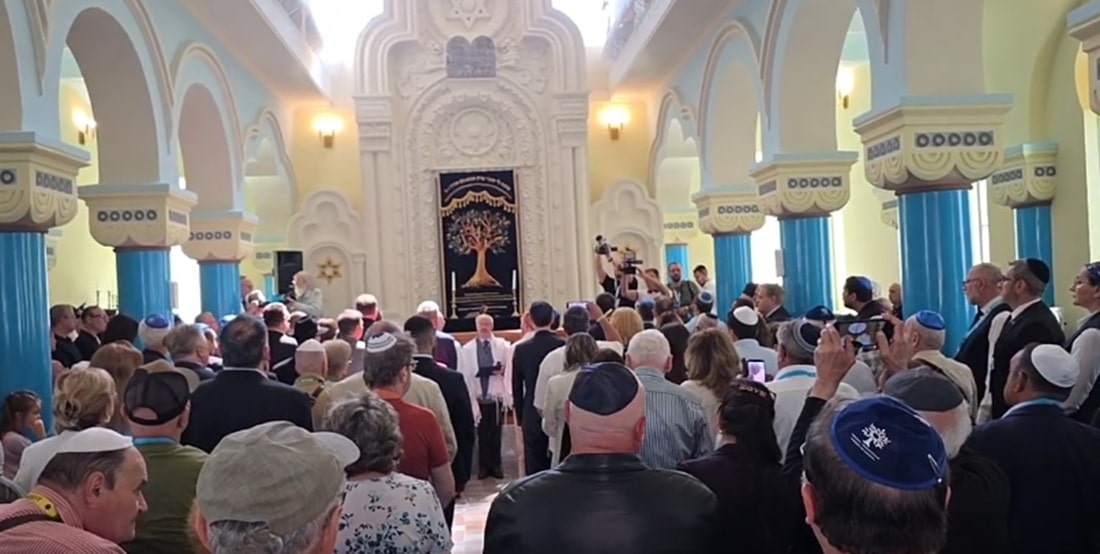 O sinagogă readusă la viață în inima Constanței! Emoție, rugăciune și un simbol al conviețuirii redeschis după ani de tăcere
