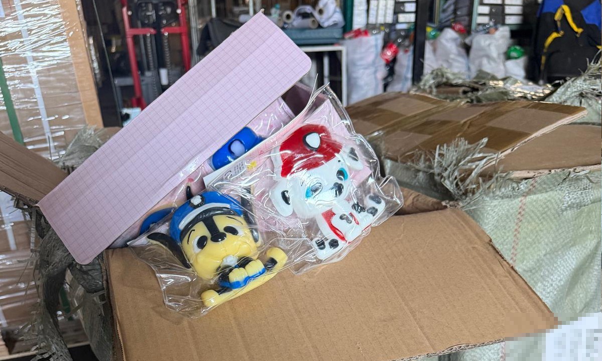 Peste 2.000 de jucării contrafăcute, descoperite în Portul Constanța. Marfa valora aproximativ 50.000 de lei