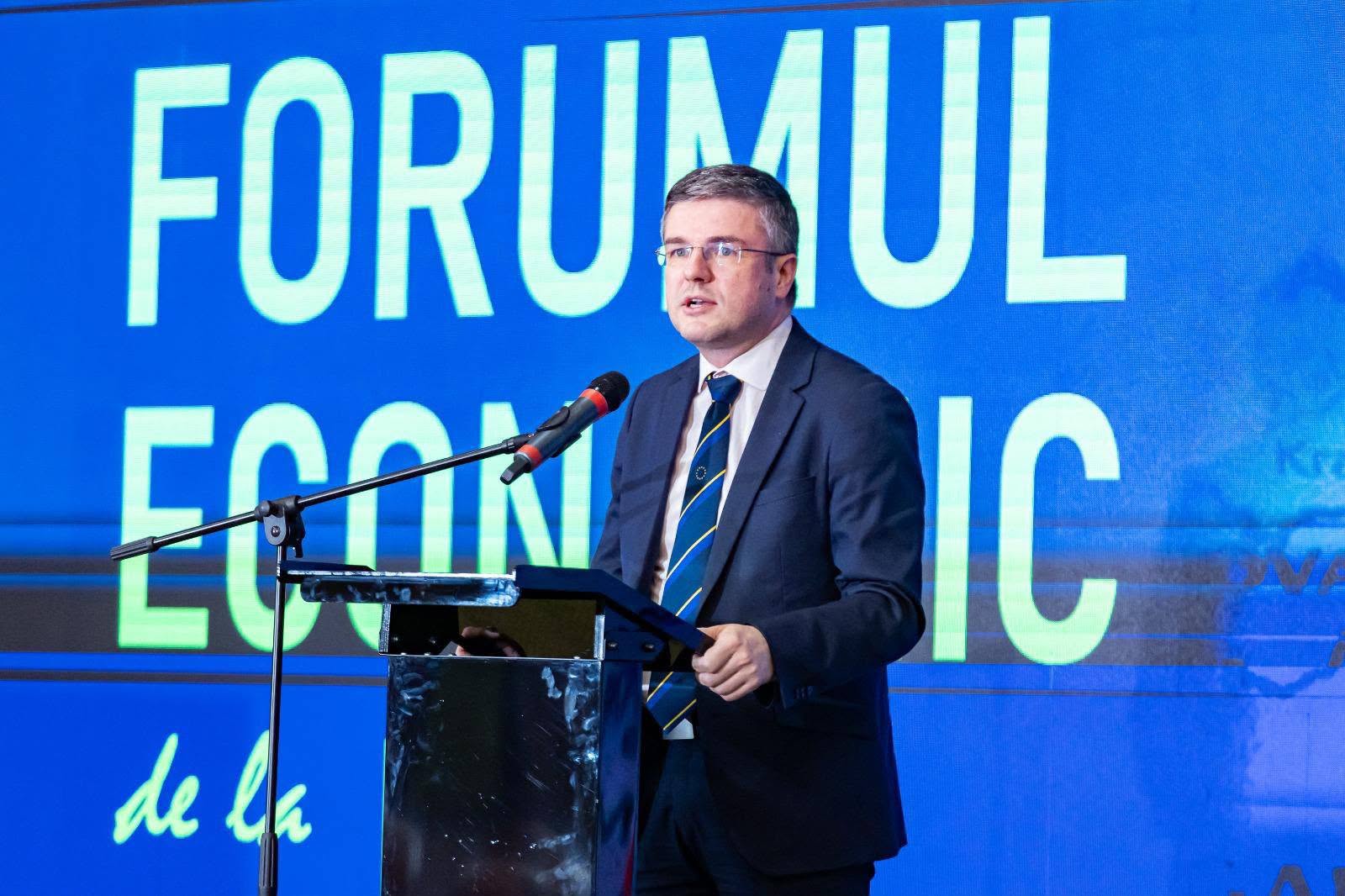 Irineu Darău, atac la Veștea: „S-a urcat maimuța în copac și i se vede fundul. Acesta este Adrian Veștea”
