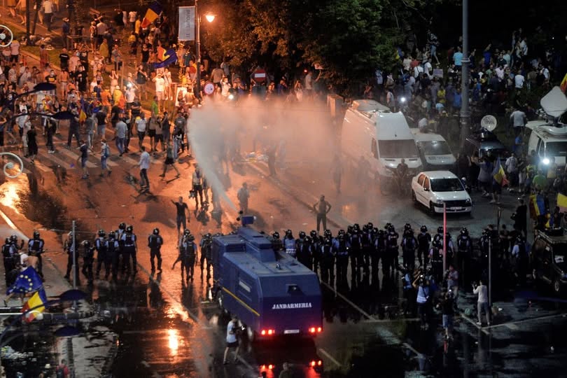 Dosarul „10 august” – Foștii șefi ai Jandarmeriei acuzați au fost achitați!