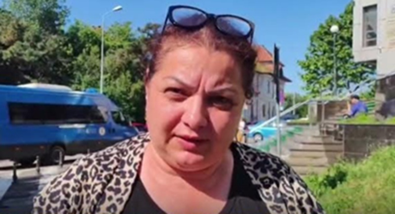 Mama unui inculpat din dosarul Mica Sicilie: „Este prostuț și bolnav. Sunt mamă, nu vreau să-mi iau copilul mort de acolo”