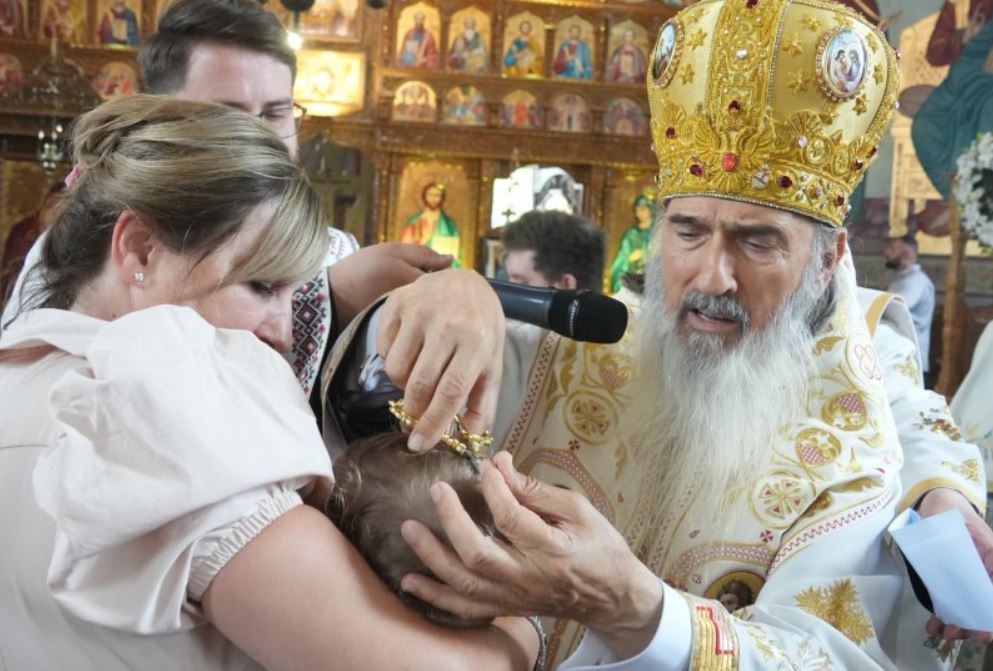 Un nou Botez Social la Cumpăna. Trei copii au primit Taina Sfântului Botez