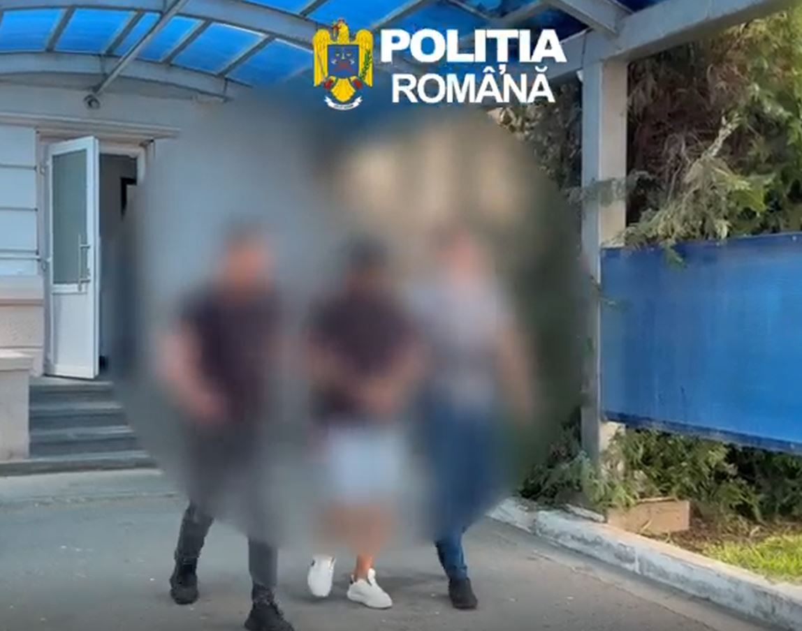 A furat haine dintr-un magazin, apoi a agresat o angajată. Tânăr arestat la Constanța