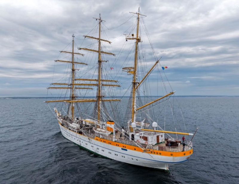 Nava-Școală „Mircea” a ajuns la Halifax. Velierul României se pregătește pentru ultima escală din America de Nord