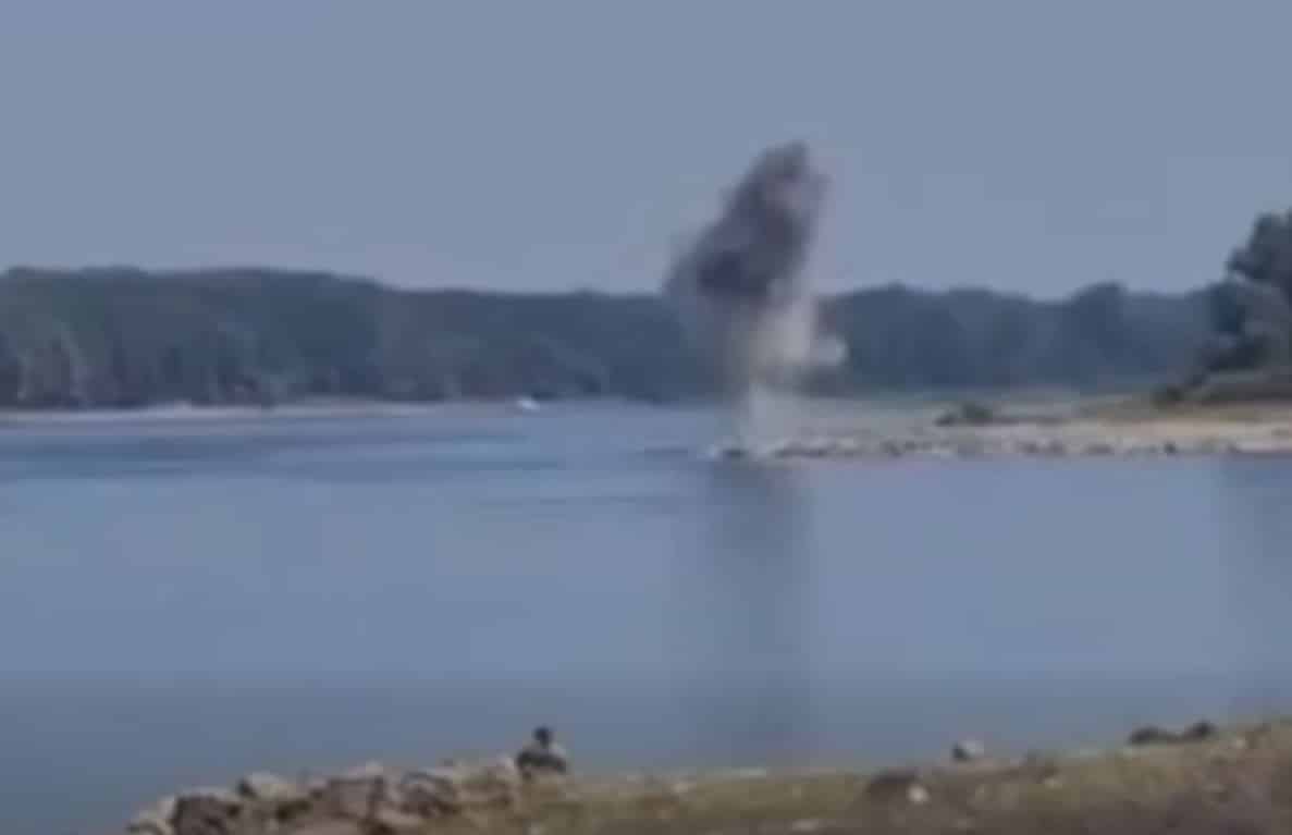MApN a început detonările controlate pentru devierea cursului Dunării către CNE Cernavodă