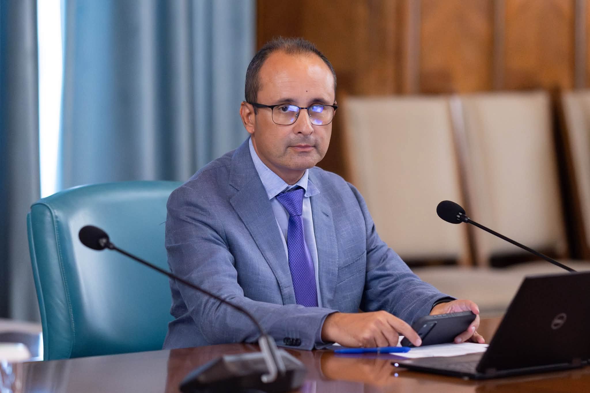 Cristian Buşoi, după oprirea Centralei Cernavodă: În aceste zile ne ajută vântul. Ziua de astăzi poate fi foarte bine gestionată