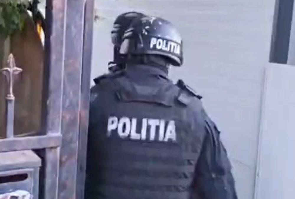 Rețea de escroci, destructurată la Constanța: 26 de victime și un prejudiciu de aproximativ 500.000 de lei