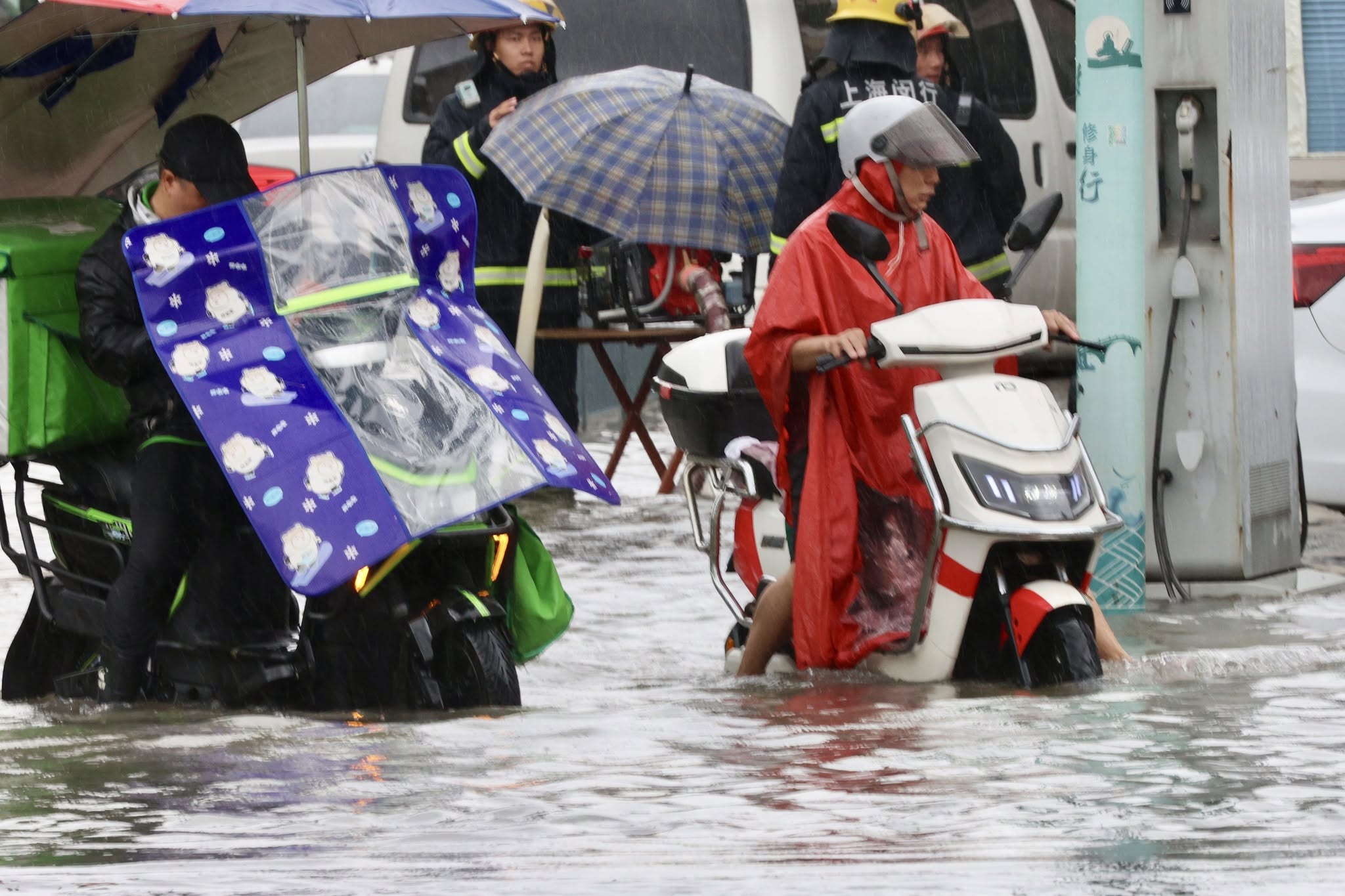 China, lovită de una dintre cele mai puternice furtuni ale anului. Peste un milion de oameni, evacuați
