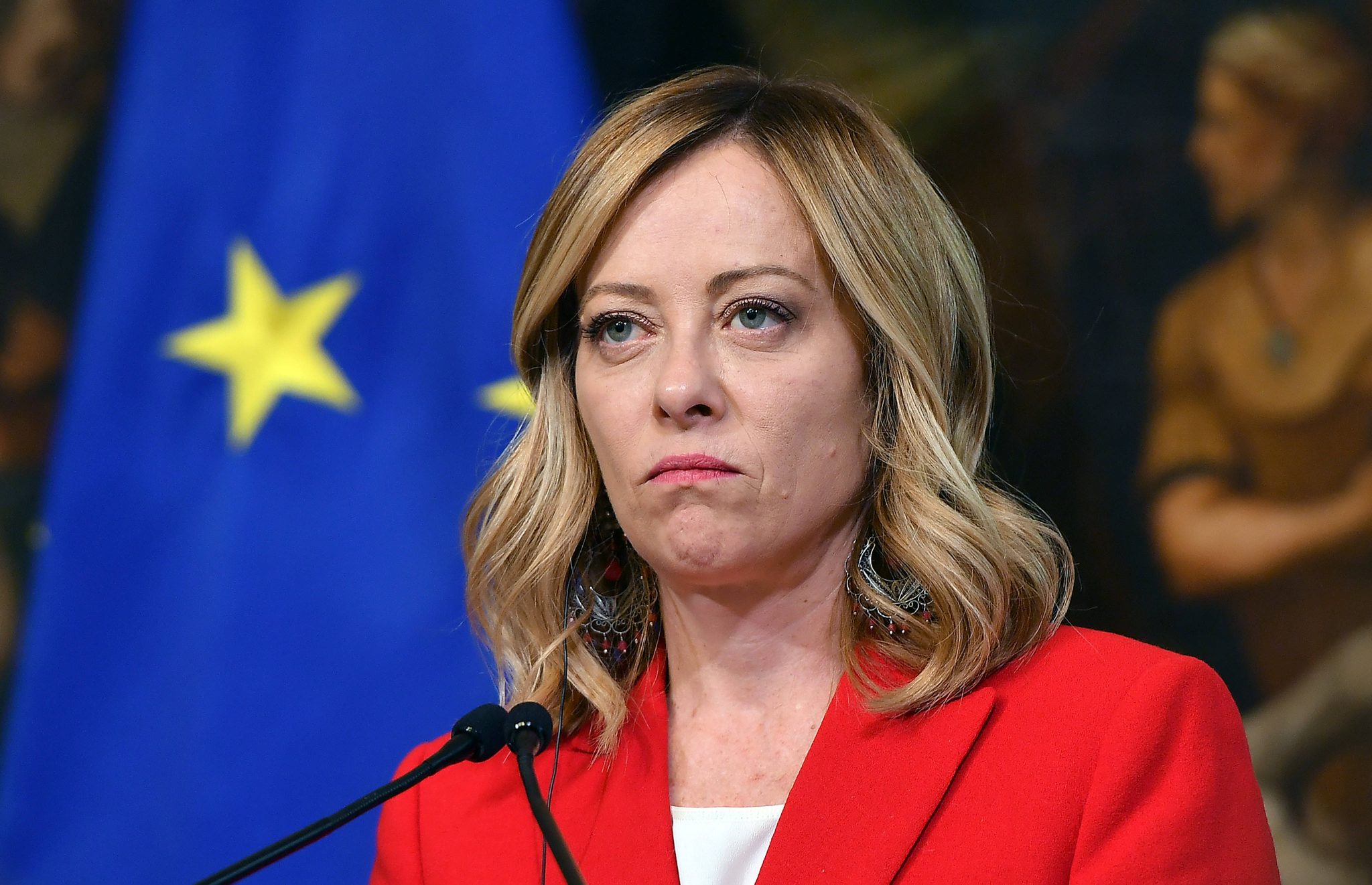 Legea Meloni: Schimbări majore în școlile din Italia, fără burka și niqab